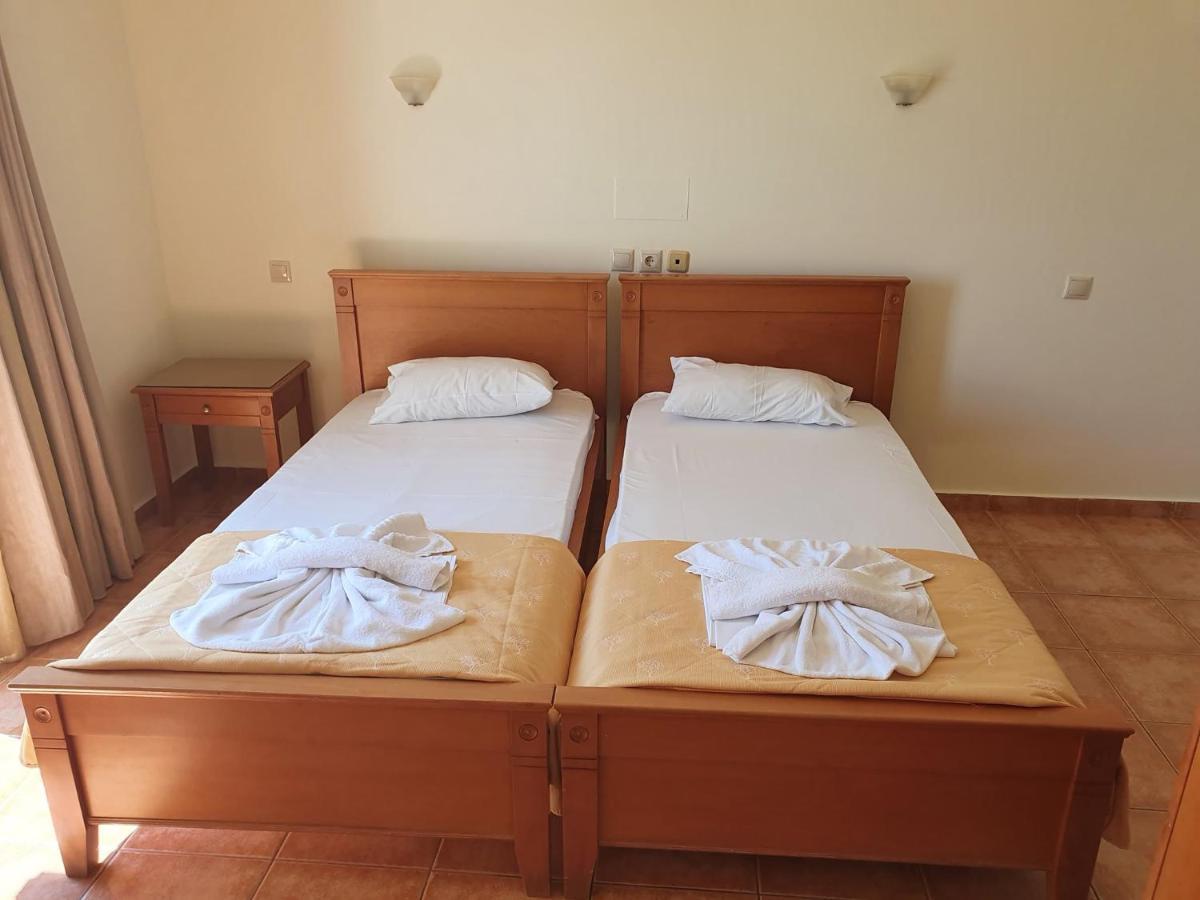 Sofia Studios & Apts Ayía Marína 外观 照片