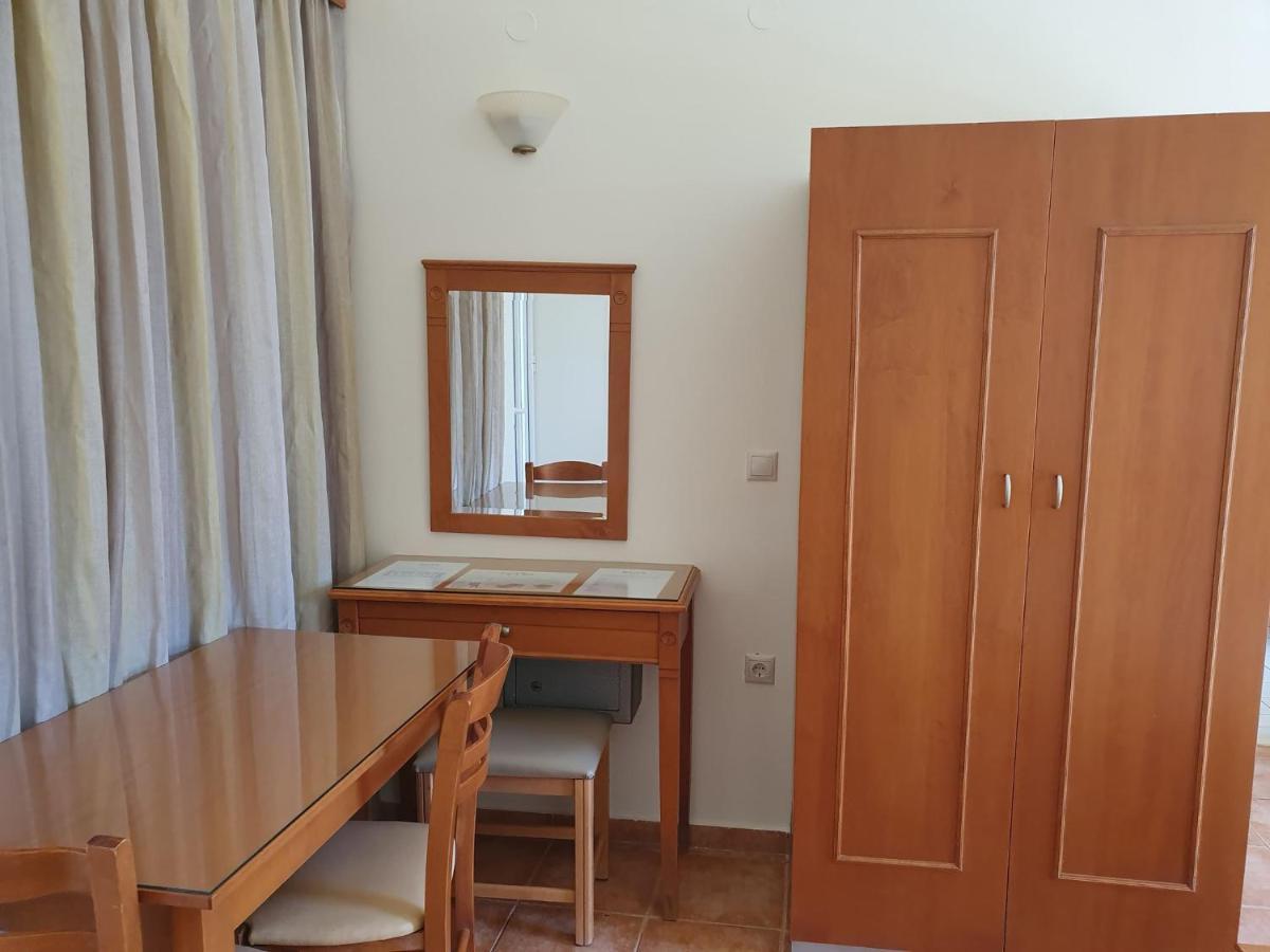 Sofia Studios & Apts Ayía Marína 外观 照片