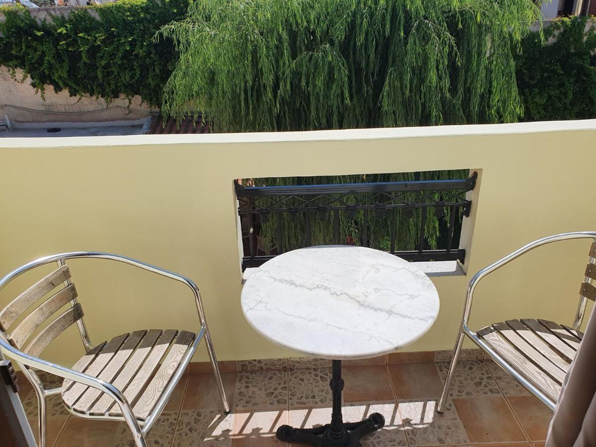Sofia Studios & Apts Ayía Marína 外观 照片