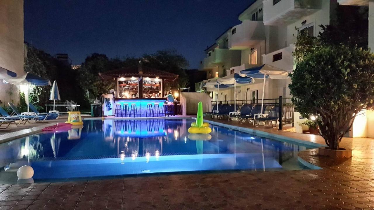 Sofia Studios & Apts Ayía Marína 外观 照片