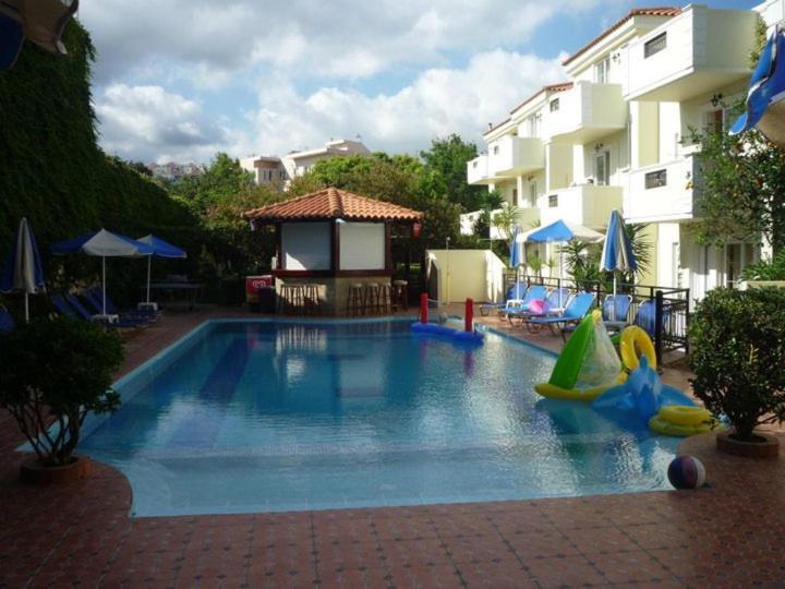 Sofia Studios & Apts Ayía Marína 外观 照片