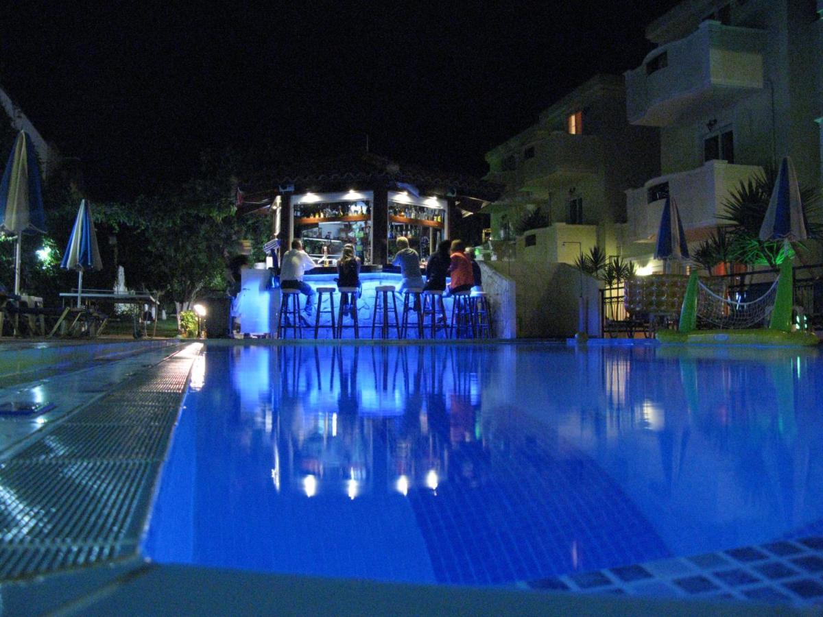 Sofia Studios & Apts Ayía Marína 外观 照片