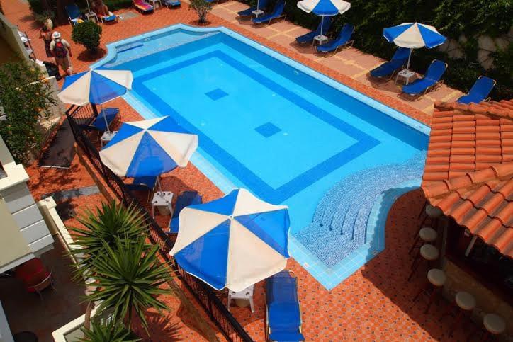 Sofia Studios & Apts Ayía Marína 外观 照片