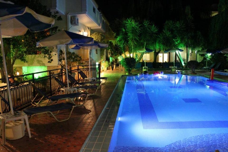 Sofia Studios & Apts Ayía Marína 外观 照片