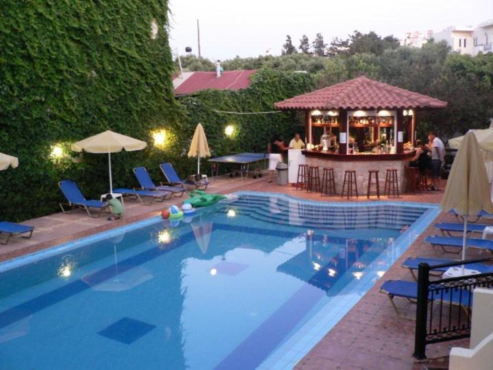 Sofia Studios & Apts Ayía Marína 外观 照片